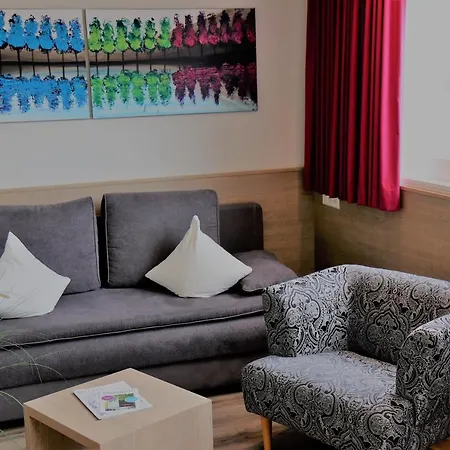 Parkhotel מלון פפארקירכן