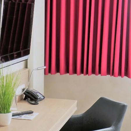 מלון Parkhotel פפארקירכן