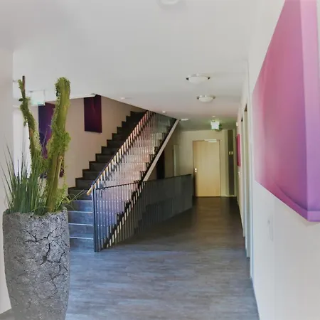 Parkhotel מלון 3*